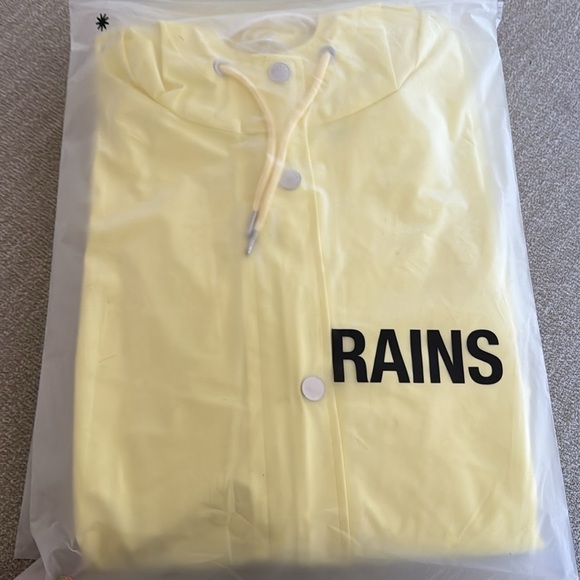 Rains Straw Yellow Curve Belt Waist Tie Waterproof Long Jacket - Picture 6 of 6